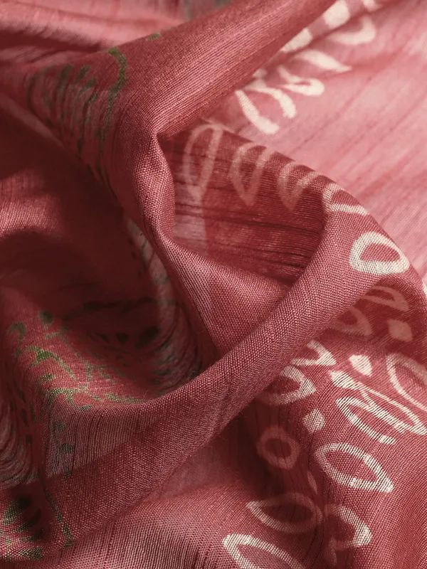 Maroon_colour_Silk_Blend_Saree_for_Women
