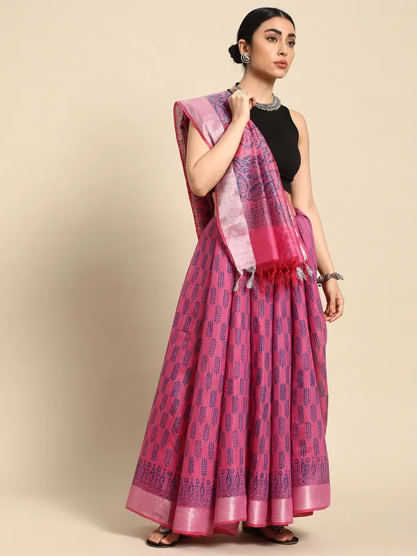 Pink_colour_Silk_Blend_Saree_for_Women