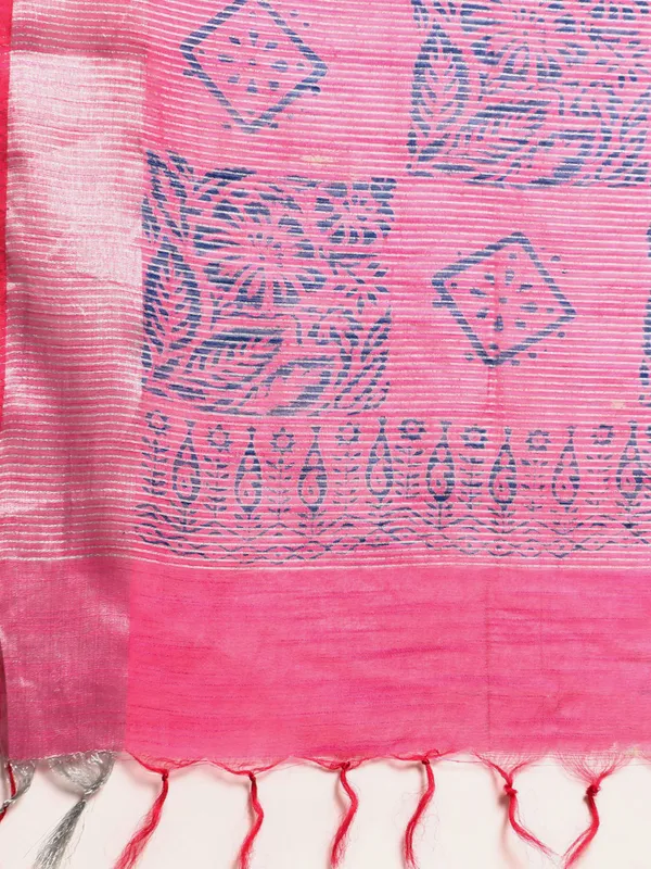 Pink_colour_Silk_Blend_Saree_for_Women