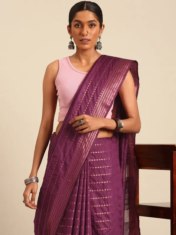 Purple_colour_Silk_Blend_Saree_for_Women