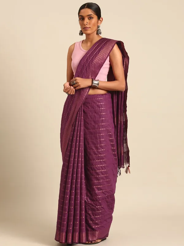 Purple_colour_Silk_Blend_Saree_for_Women