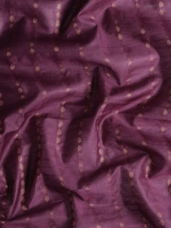 Purple_colour_Silk_Blend_Saree_for_Women
