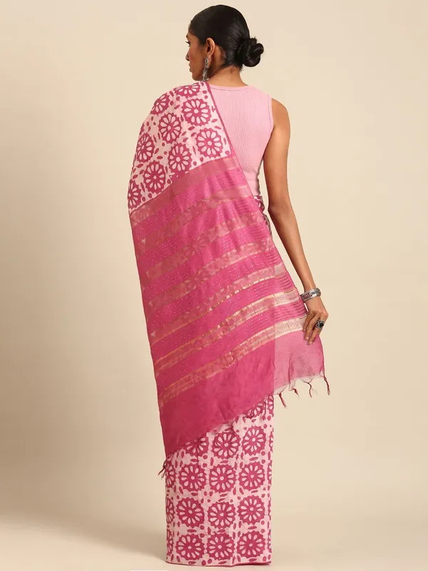 Pink_colour_Silk_Blend_Saree_for_Women