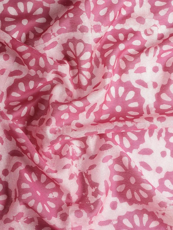 Pink_colour_Silk_Blend_Saree_for_Women