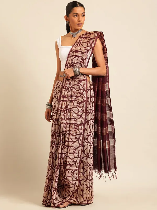 Brown_colour_Viscose_Rayon_Saree_for_Women