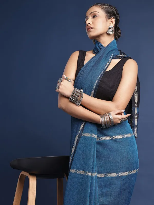 Blue_colour_Pure_Cotton_Saree_for_Women