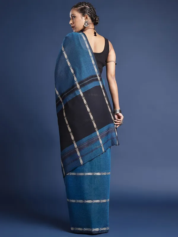 Blue_colour_Pure_Cotton_Saree_for_Women