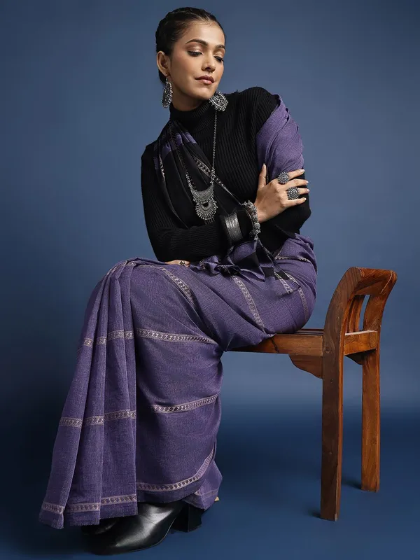 Blue_colour_Pure_Cotton_Saree_for_Women