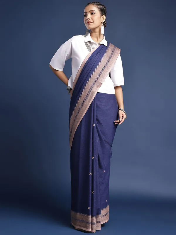 Blue_colour_Pure_Cotton_Saree_for_Women