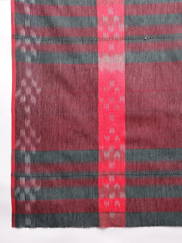 Green_colour_Pure_Cotton_Saree_for_Women