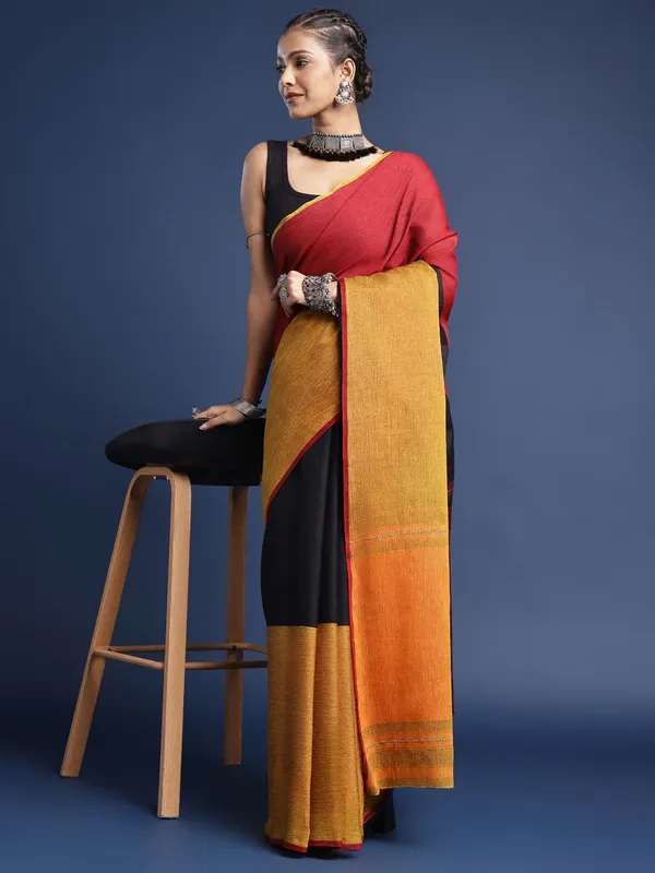 Black_colour_Pure_Cotton_Saree_for_Women