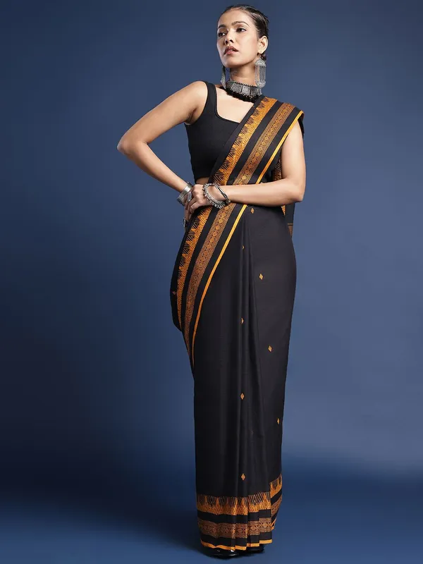 Black_colour_Pure_Cotton_Saree_for_Women