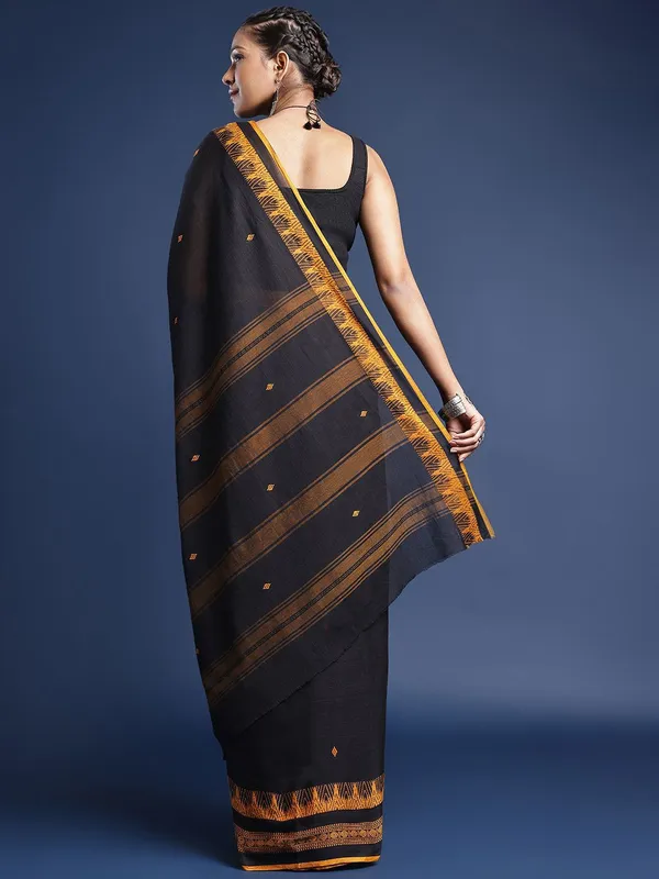Black_colour_Pure_Cotton_Saree_for_Women