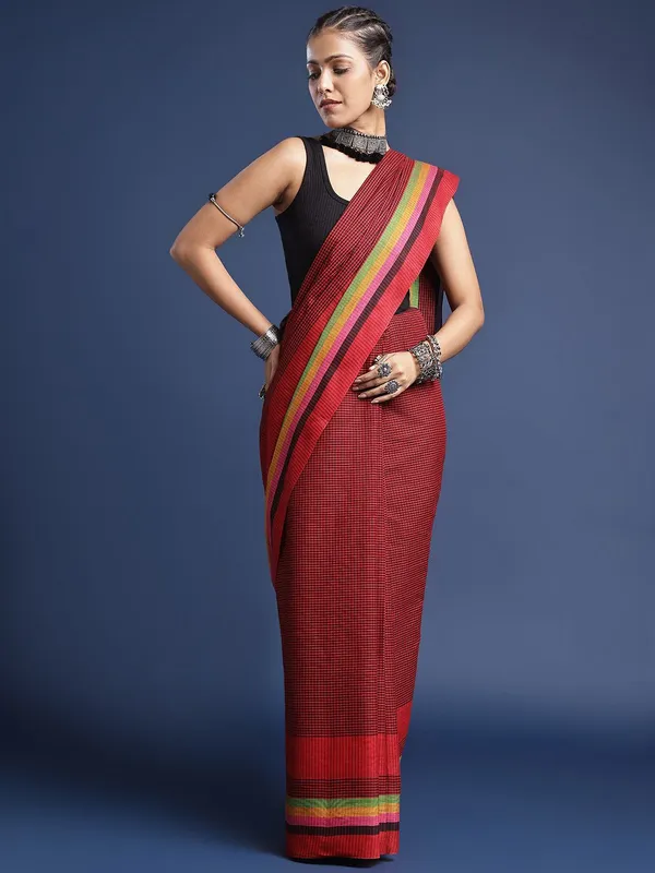 Maroon_colour_Pure_Cotton_Saree_for_Women