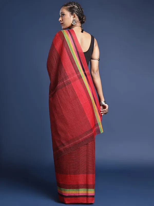 Maroon_colour_Pure_Cotton_Saree_for_Women