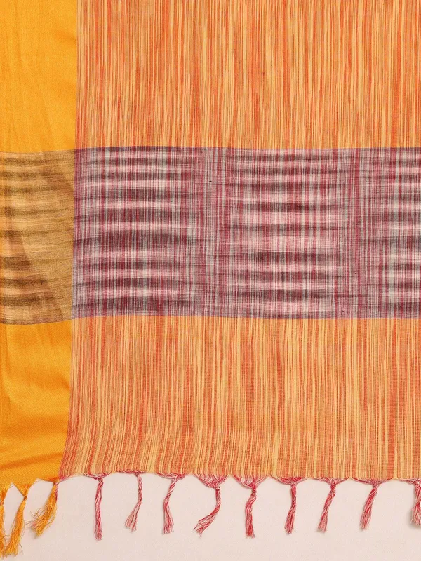 Yellow_colour_Pure_Cotton_Saree_for_Women