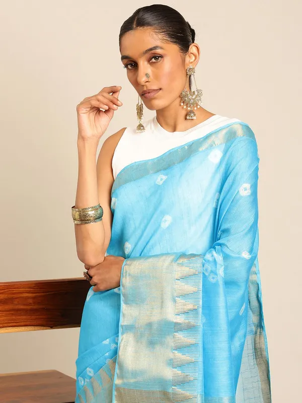 Blue_colour_Silk_Blend_Saree_for_Women