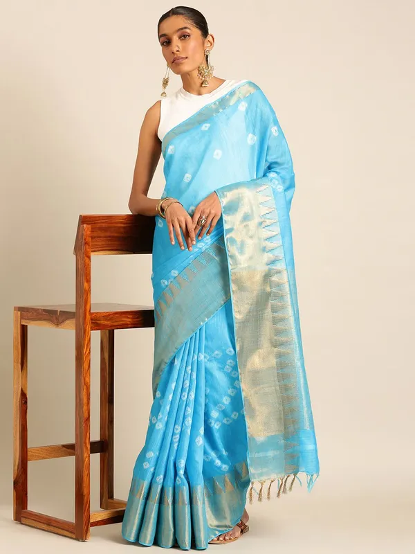 Blue_colour_Silk_Blend_Saree_for_Women