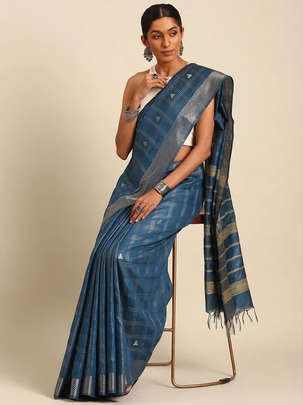 Blue_colour_Silk_Blend_Saree_for_Women