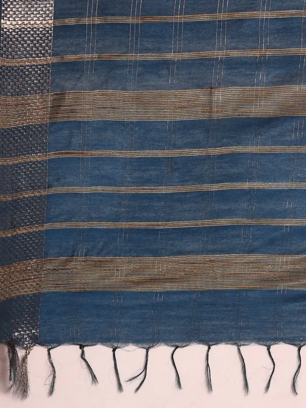 Blue_colour_Silk_Blend_Saree_for_Women