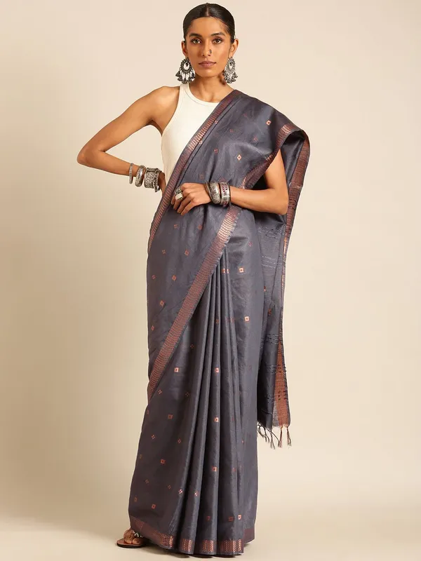 Grey_colour_Silk_Blend_Saree_for_Women