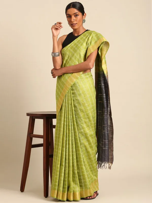Lime_Green_colour_Silk_Blend_Saree_for_Women