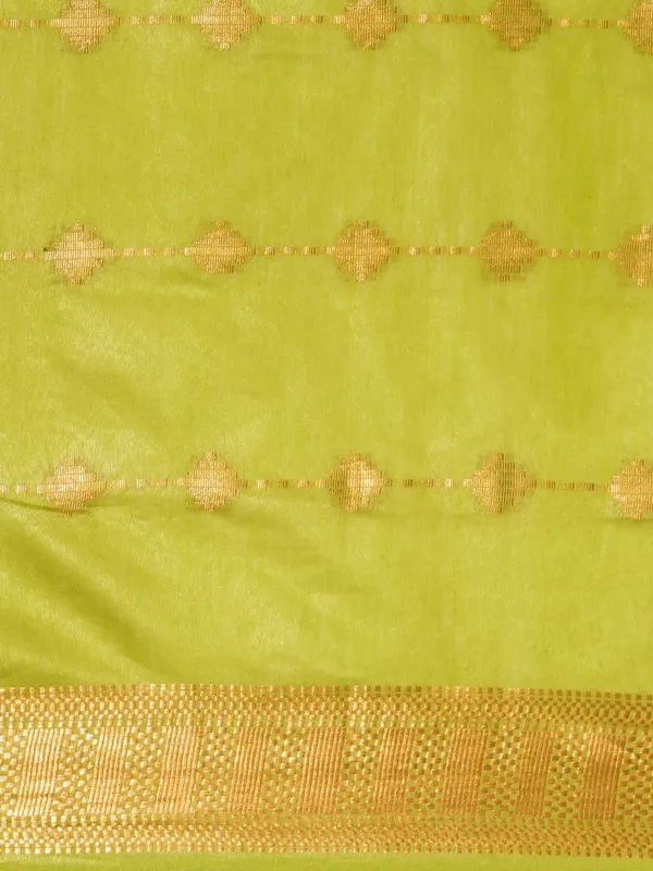 Green_colour_Silk_Blend_Saree_for_Women
