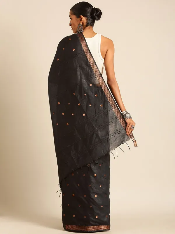 Black_colour_Silk_Blend_Saree_for_Women