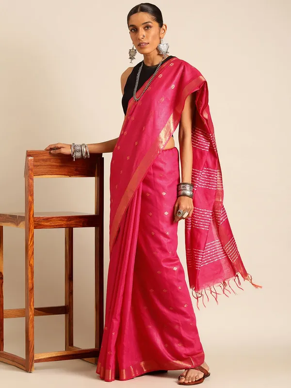 Pink_colour_Silk_Blend_Saree_for_Women