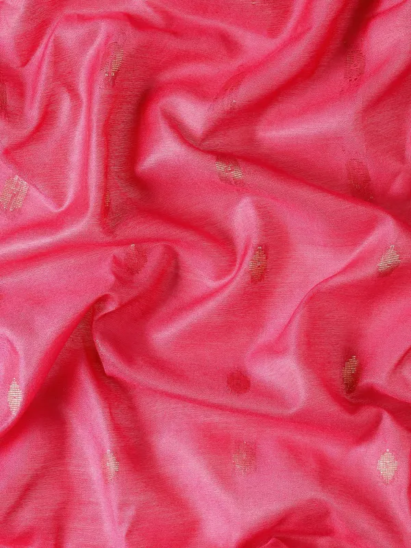 Pink_colour_Silk_Blend_Saree_for_Women