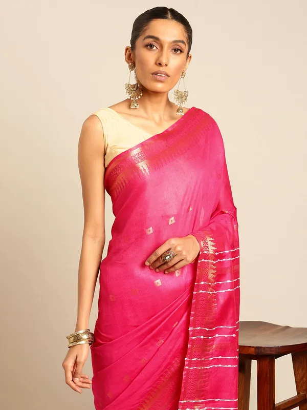 Pink_colour_Silk_Blend_Saree_for_Women