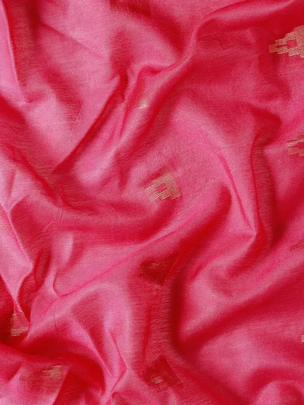 Pink_colour_Silk_Blend_Saree_for_Women