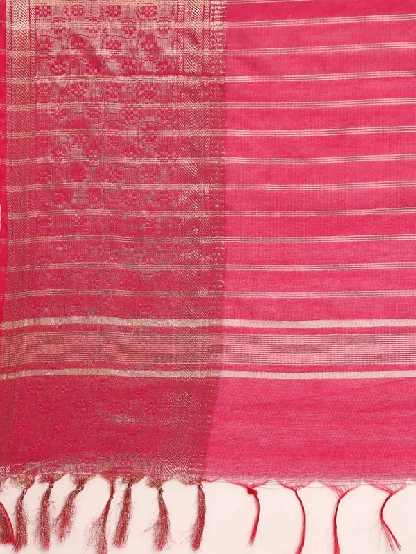 Pink_colour_Silk_Blend_Saree_for_Women