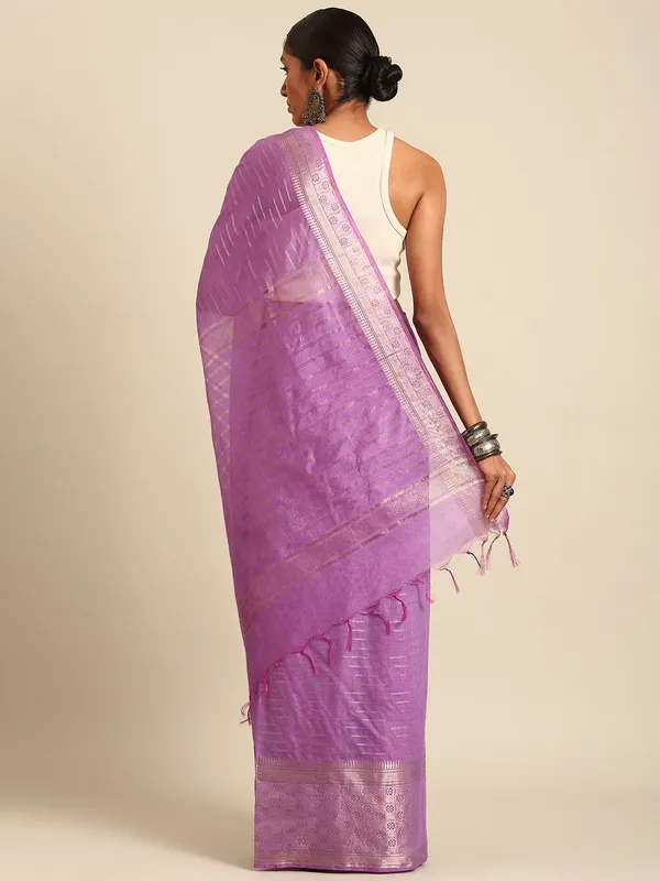 Purple_colour_Silk_Blend_Saree_for_Women