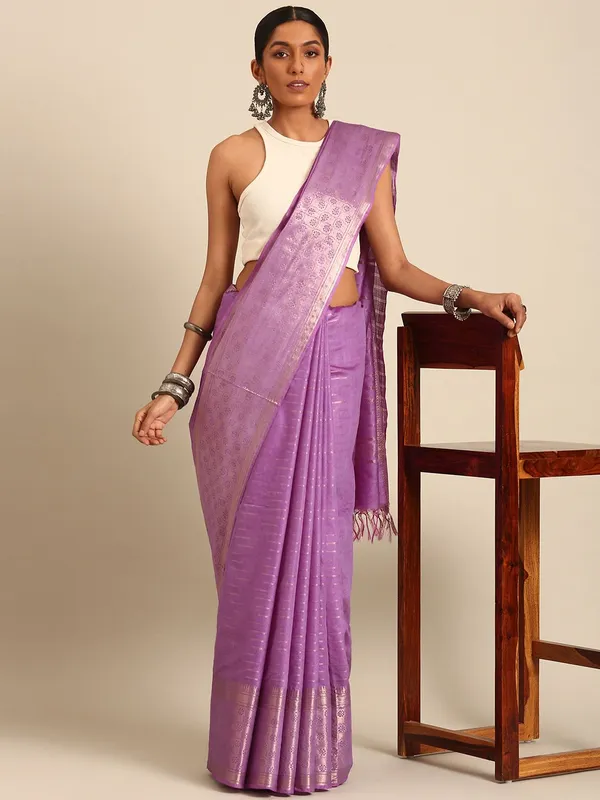 Purple_colour_Silk_Blend_Saree_for_Women