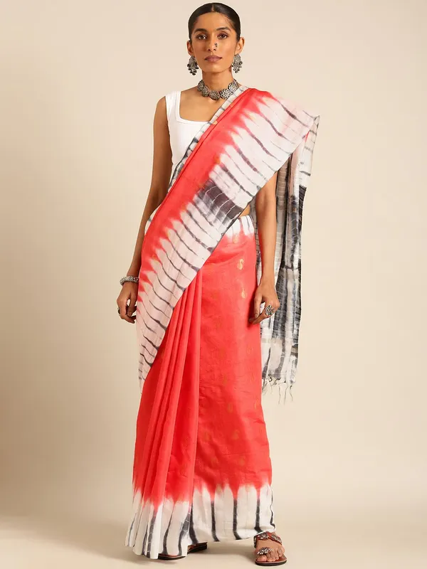 Red_colour_Silk_Blend_Saree_for_Women