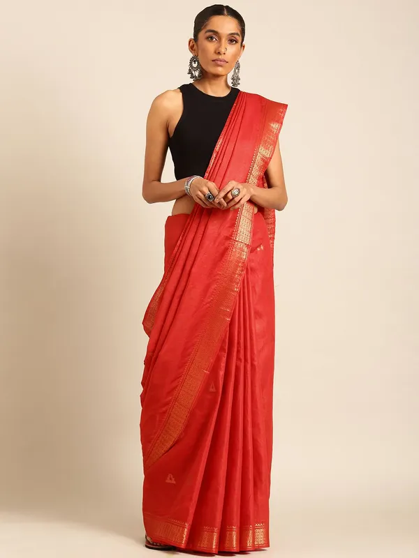 Red_colour_Silk_Blend_Saree_for_Women