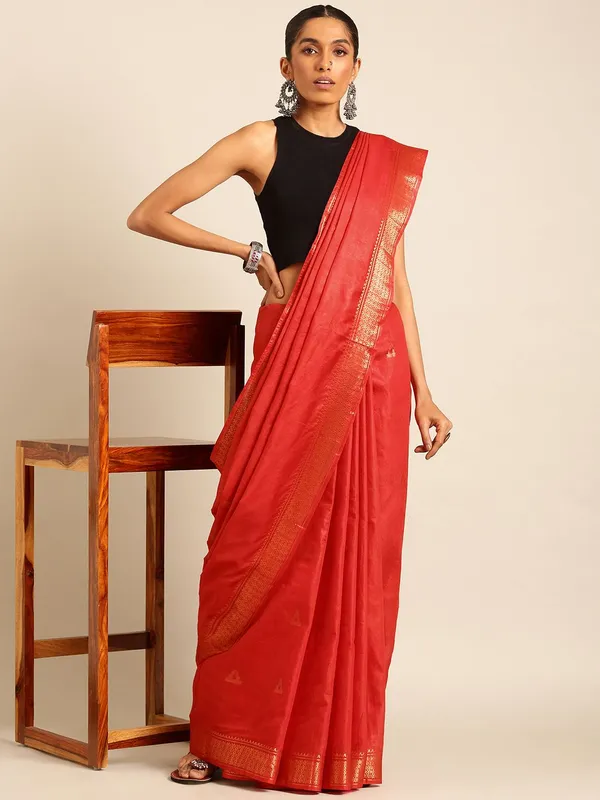 Red_colour_Silk_Blend_Saree_for_Women