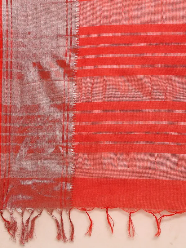 Red_colour_Silk_Blend_Saree_for_Women