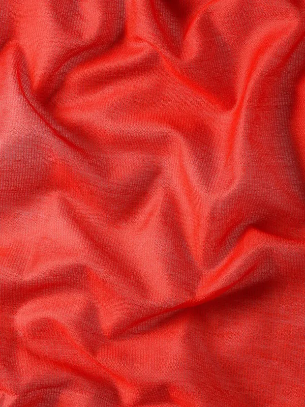 Red_colour_Silk_Blend_Saree_for_Women