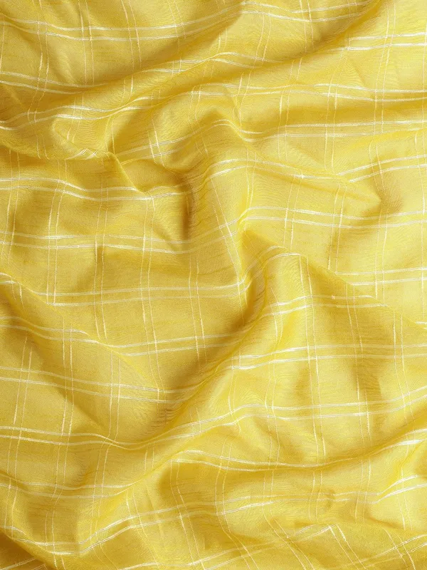 Yellow_colour_Silk_Blend_Saree_for_Women