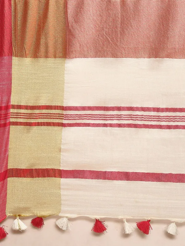 White_colour_Pure_Cotton_Saree_for_Women