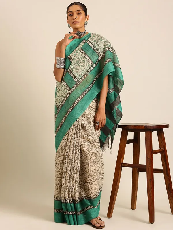 Green_colour_Silk_Blend_Saree_for_Women