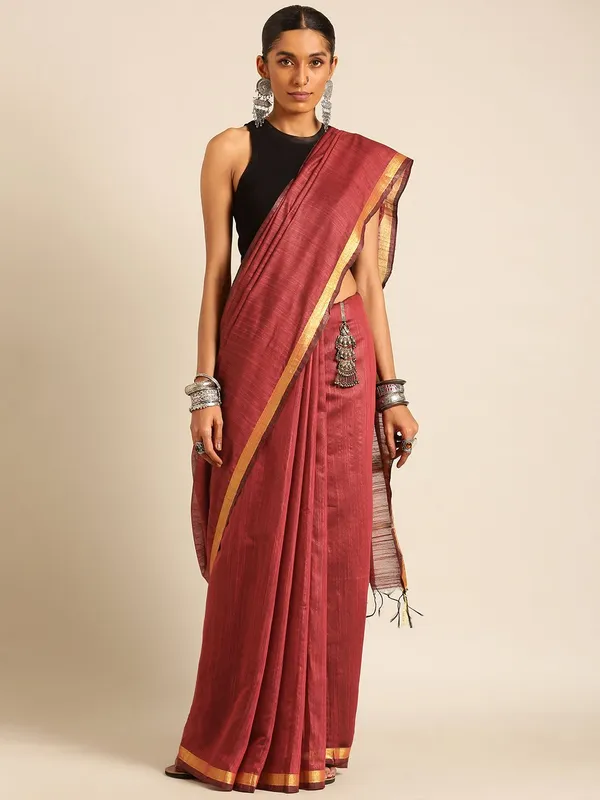 Maroon_colour_Silk_Blend_Saree_for_Women