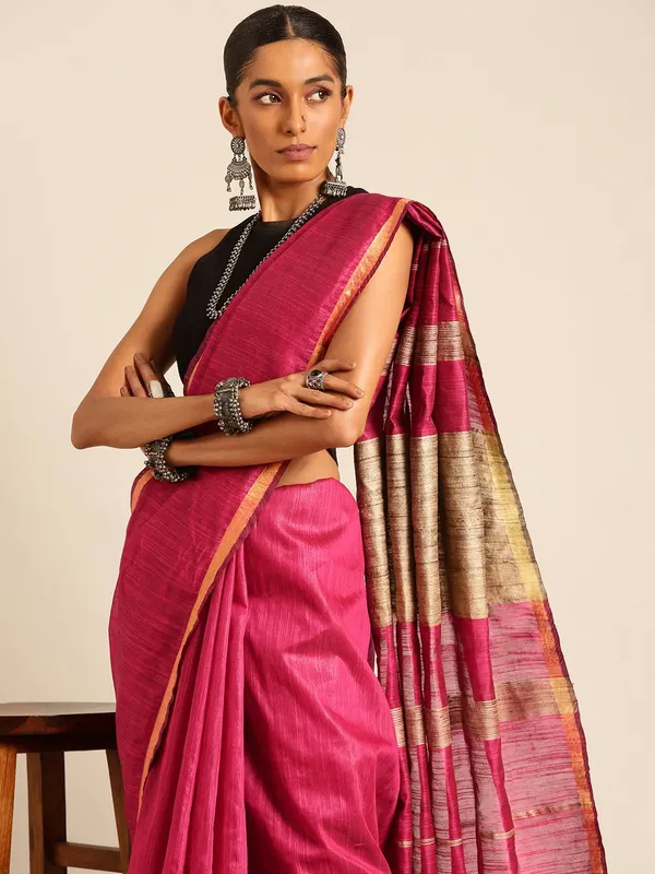 Pink_colour_Silk_Blend_Saree_for_Women