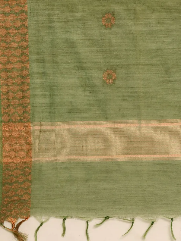 Green_colour_Silk_Blend_Saree_for_Women