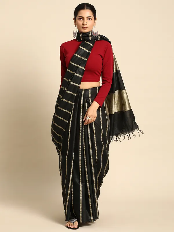 Black_colour_Silk_Blend_Saree_for_Women