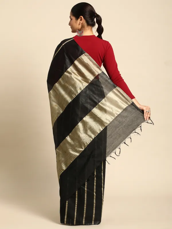 Black_colour_Silk_Blend_Saree_for_Women