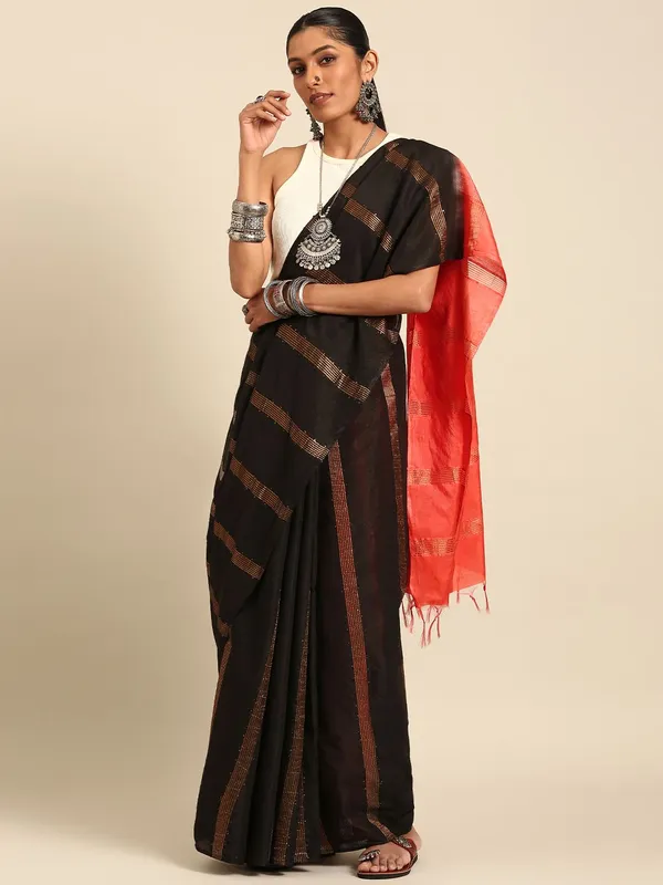 Black_colour_Silk_Blend_Saree_for_Women
