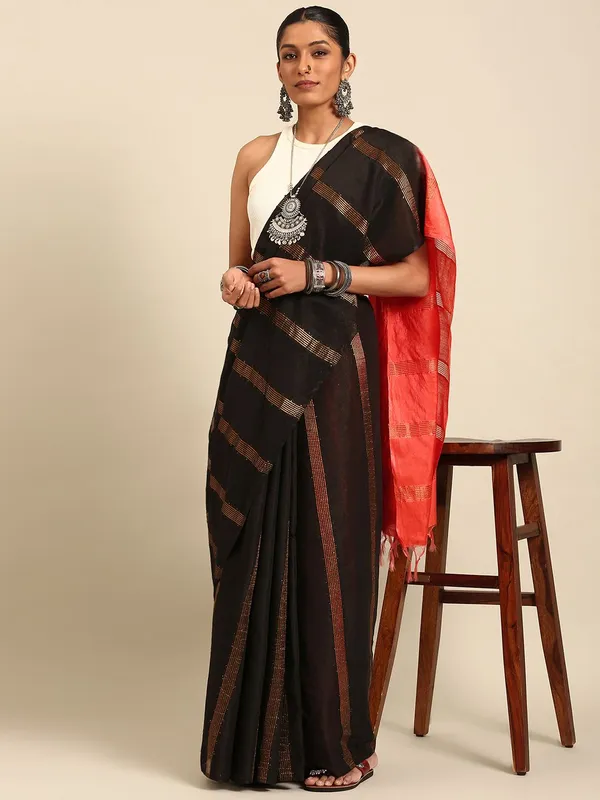Black_colour_Silk_Blend_Saree_for_Women